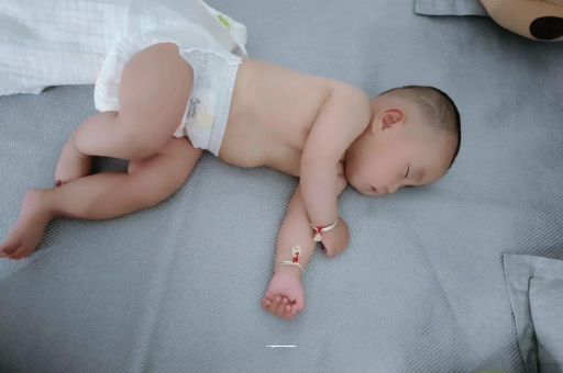 泽州宝宝口水多怎么回事